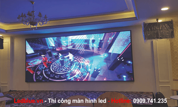 thi công Màn hình Led P1.8 trong nhà