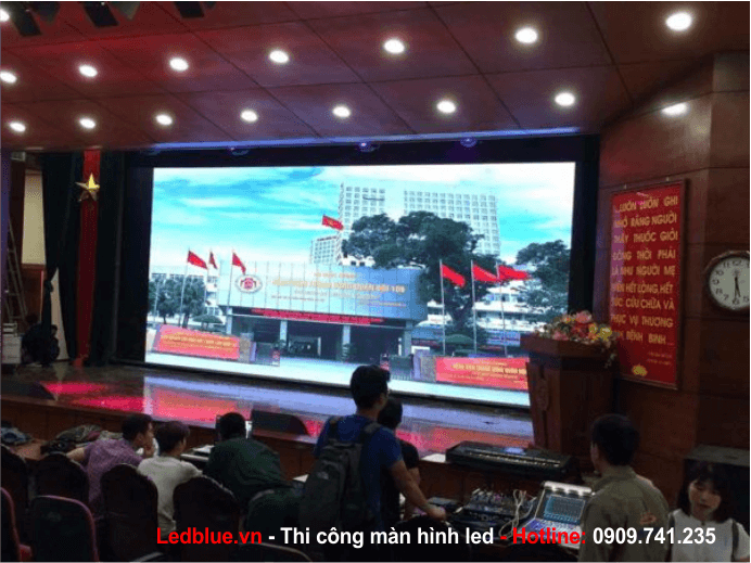 cho thuê màn hình led P4 trong nhà